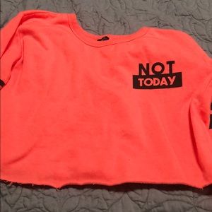 long sleeve crop top